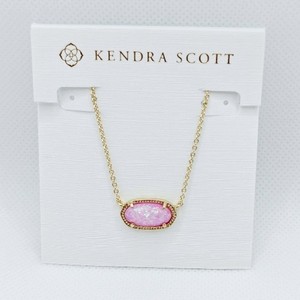 Kendra Scott Elisa Gold Pendant Necklace in Pink Opal