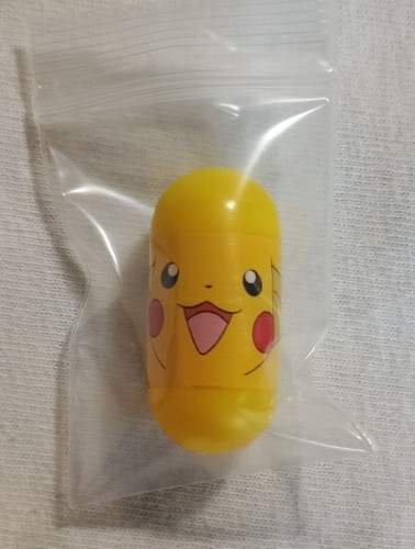 VINTAGE RETIRED SPIN MASTER 2004 POKEMON MIGHTY BEANZ NUMBER 1 PIKACHU BEAN - Picture 3 of 4