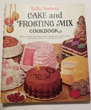 Vintage Betty Crocker Cake & Frosting Mix Cookbook 1966 First Edition 1st Print