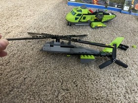 LEGO CITY: Volcano Supply Helicopter (60123) INCOMPLETE/ for parts 