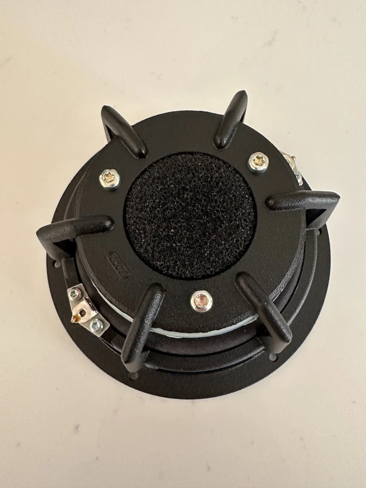 Controlador Dynaudio 15W75 4ohm Foto 3 de 4