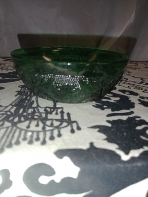 vintage Anchor Hocking ''Sandwich'' pattern dessert bowl in forest green glass,...
