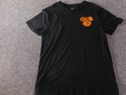 Old Navy Mens Shirt Medium Black Bear Graphic tee casual - Picture 3 of 10