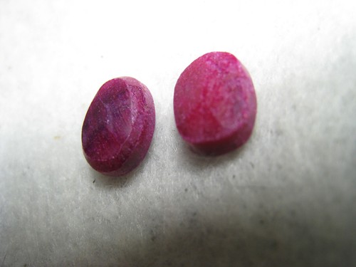 Ruby Oval Facet Gemstone Pair Lot Of 2 India 9 Carats Total - Picture 8 of 24