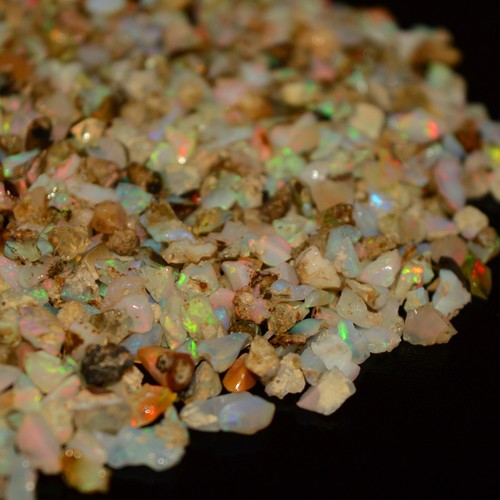 25 gms Natural Ethiopian Opal Unpolished Loose Gemstone Rough Lot 1-3mm aproxx - Picture 5 of 19