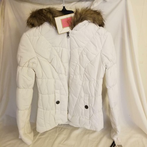 White Puffer Jacket w/Faux Fur 