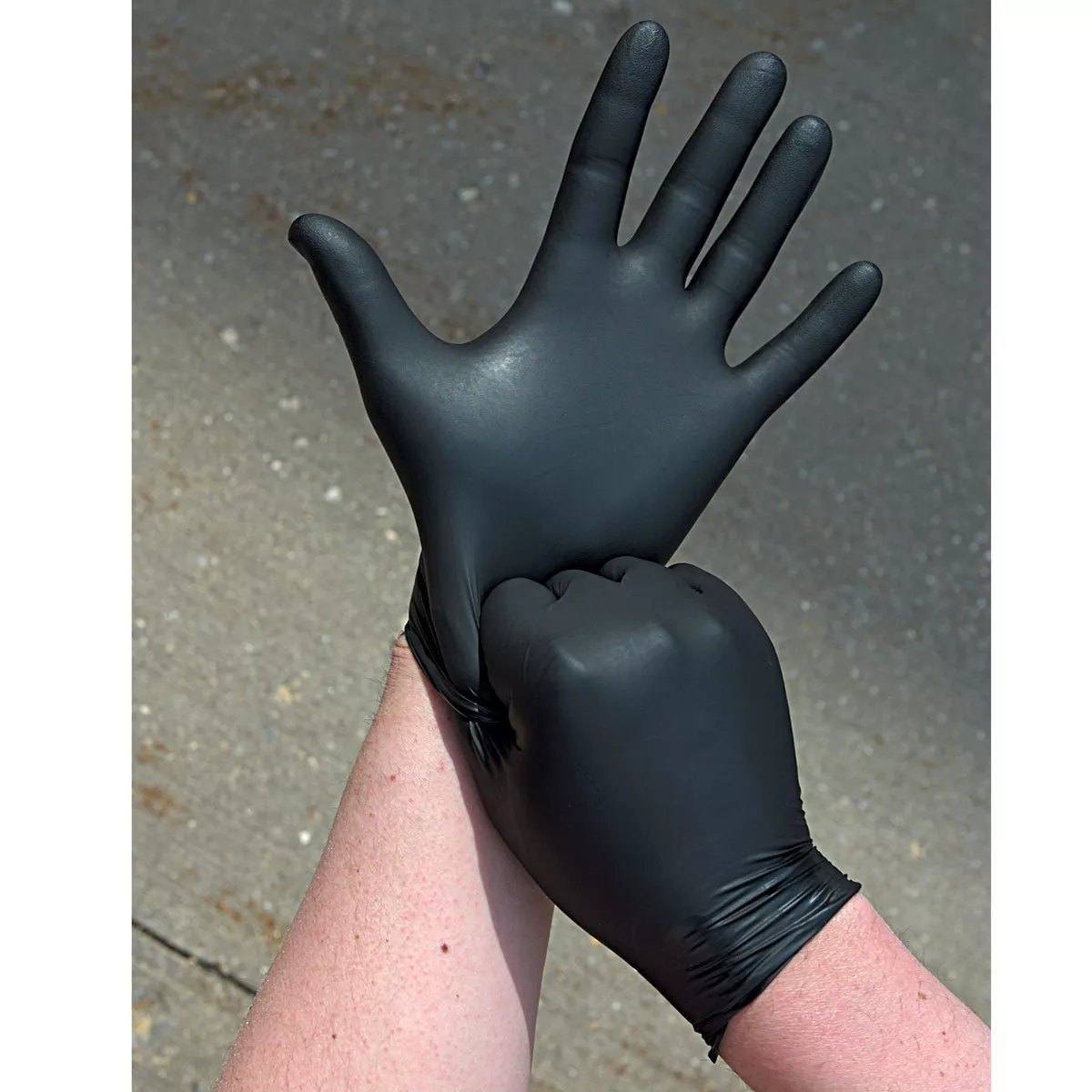 BOITE 100 GANTS NITRILE NOIR S Taille S