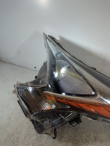 Toyota Prius Vvt-i Mk4 Hatchback 5 Door 2015-2022 Headlight passenger Side P2 - Picture 12 of 12