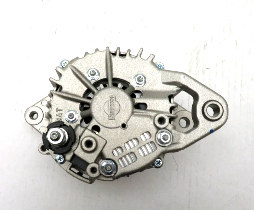 Alternador RMMAL00175 remanufacturado por Magneti Marelli para Sentra 1995-96 1,6 L Foto 4 de 4