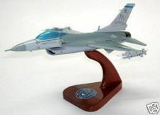 F-16 Fighting Falcon General Dynamics F16 Airplane Desk Wood Model Small New