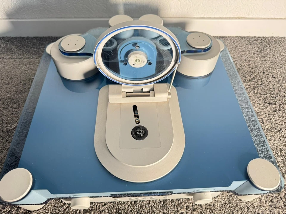 T+A T + A D10 D 10 High End Röhren CD/SACD-Player in silber - Bild 4 von 4