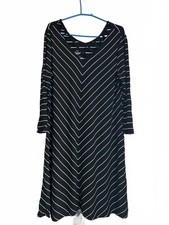 Women’s 24/7 Maurice’s dress striped long dress medium (1014)