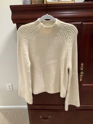 NIA womens sweater. XS. from Social Threads. mock neck. cream color. 