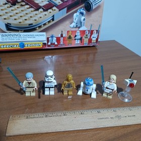 LEGO Star Wars 8092 Luke's Landspeeder 2010 Near Complete Set Stormtrooper Box