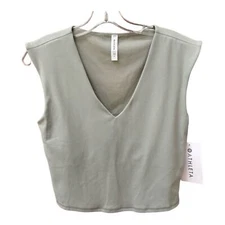 Athleta Transcend Cropped Tee- NWT Fern Green Size M Deep V Cap Sleeve