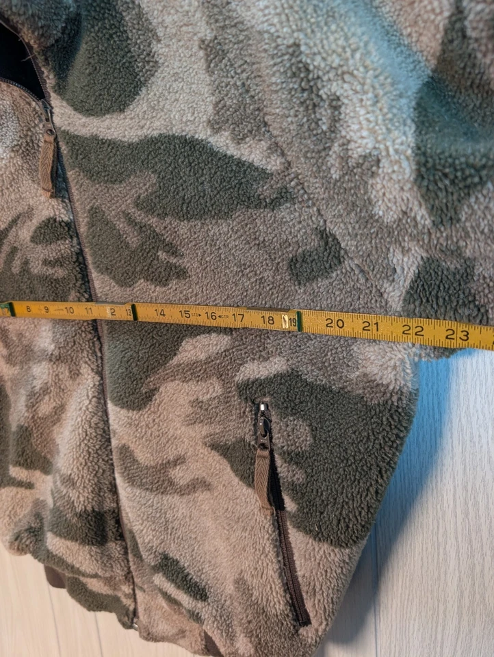Cabelas Windshear Fleece Bomber Jacket Mens Medium Camo Deep Pile Sherpa Hunting - Image 4 of 4