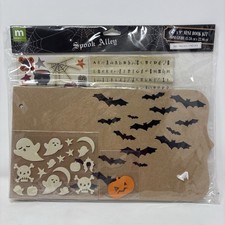MAKING MEMORIES Spooky Alley 6  X 9  Mini Book Kit HALLOWEEN 293 Pieces Stickers