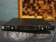 Universal Audio Apollo 8  UAD 2  Quad Thunderbolt Audio Interface - Black