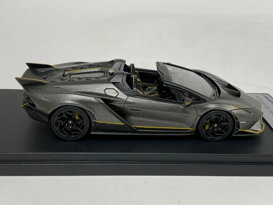 1/43 Looksmart Lamborghini Authentica en Grigio Titans LS548A Foto 3 de 4
