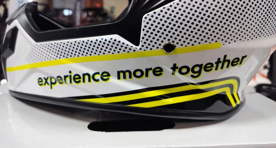 CASCO JUVENIL CF MOTO SE ADAPTA A PUNTOS GRANDES Y MEDIANOS ¡CLASIFICADO ECE! 85214H-00804 Foto 4 de 4