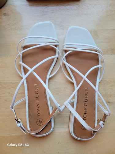 Tory Burch Strappy White Low Heel Shoes Sandals Size 9.5 - Picture 3 of 8
