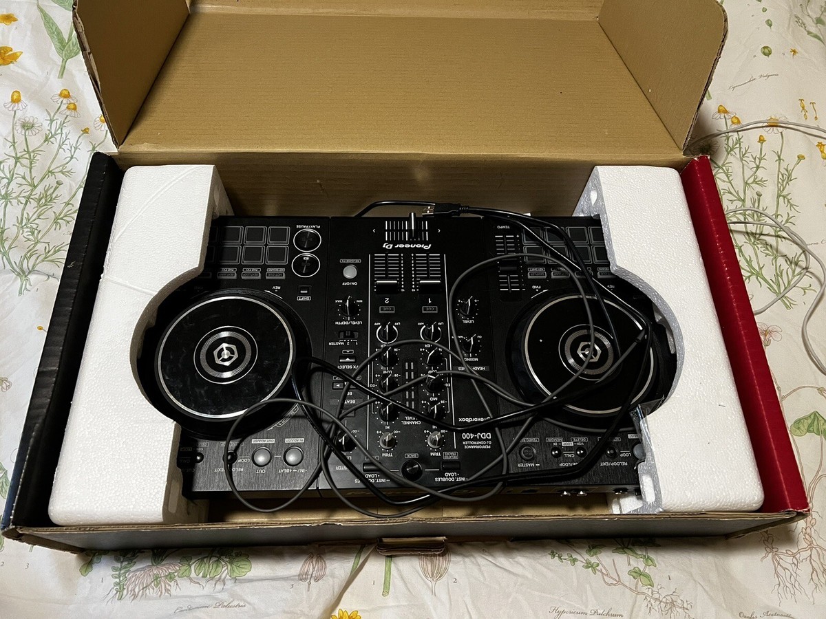 PioneerDDJ-400。 Amazon.com: Pioneer DJ DJ Controller, DDJ-400 : Musical