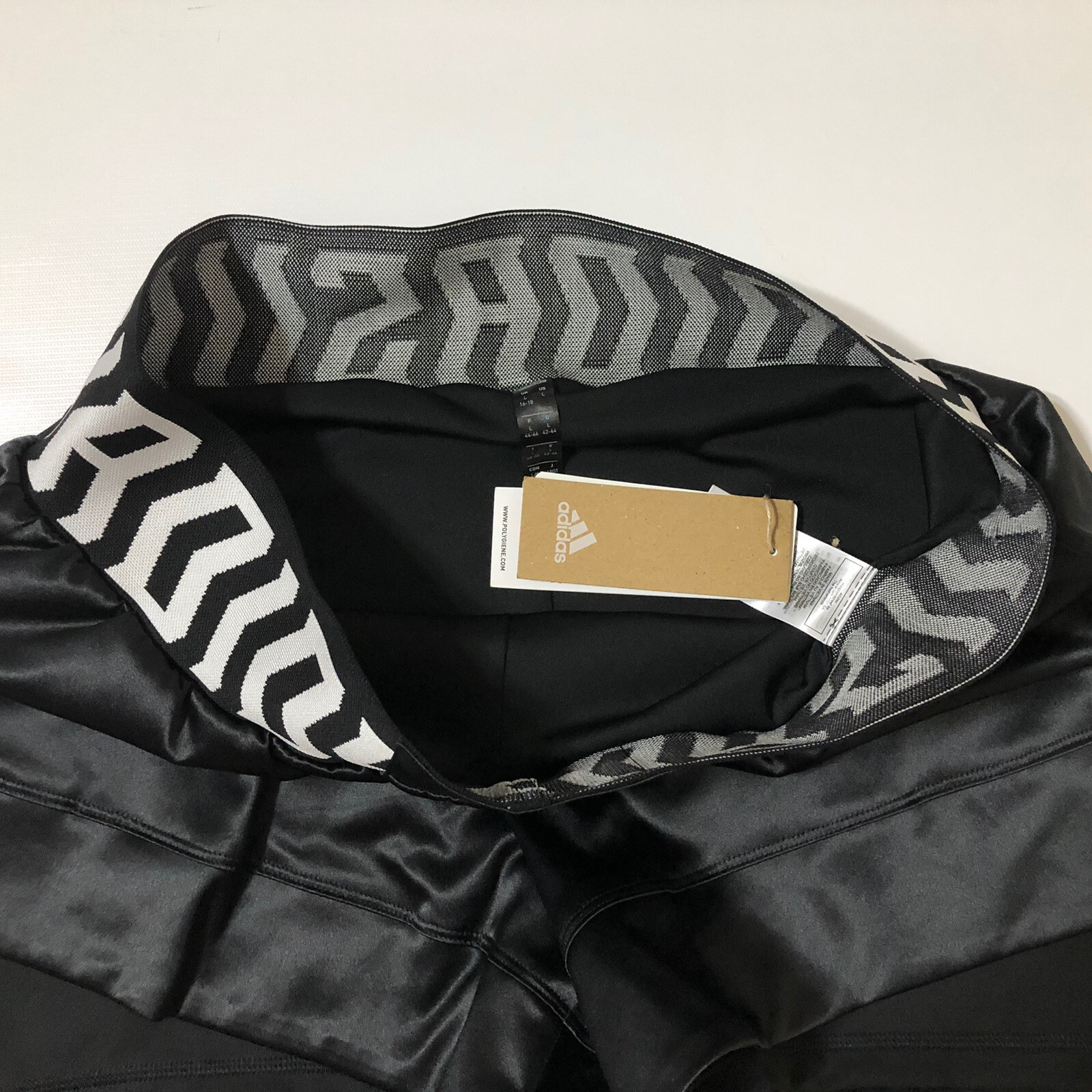 Adidas Women’s Athletic Black/White Training TKO Shorts Sz L NWT thumbnail 10