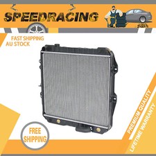 Water Leakage Proof Radiator For Toyota Hilux LN106 LN107 LN111 2.8L Auto Manual
