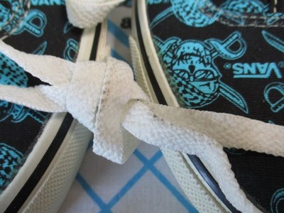 Vintage 90s VANS Dead Stock Blue Pirate Black Authentic Shoes Boy