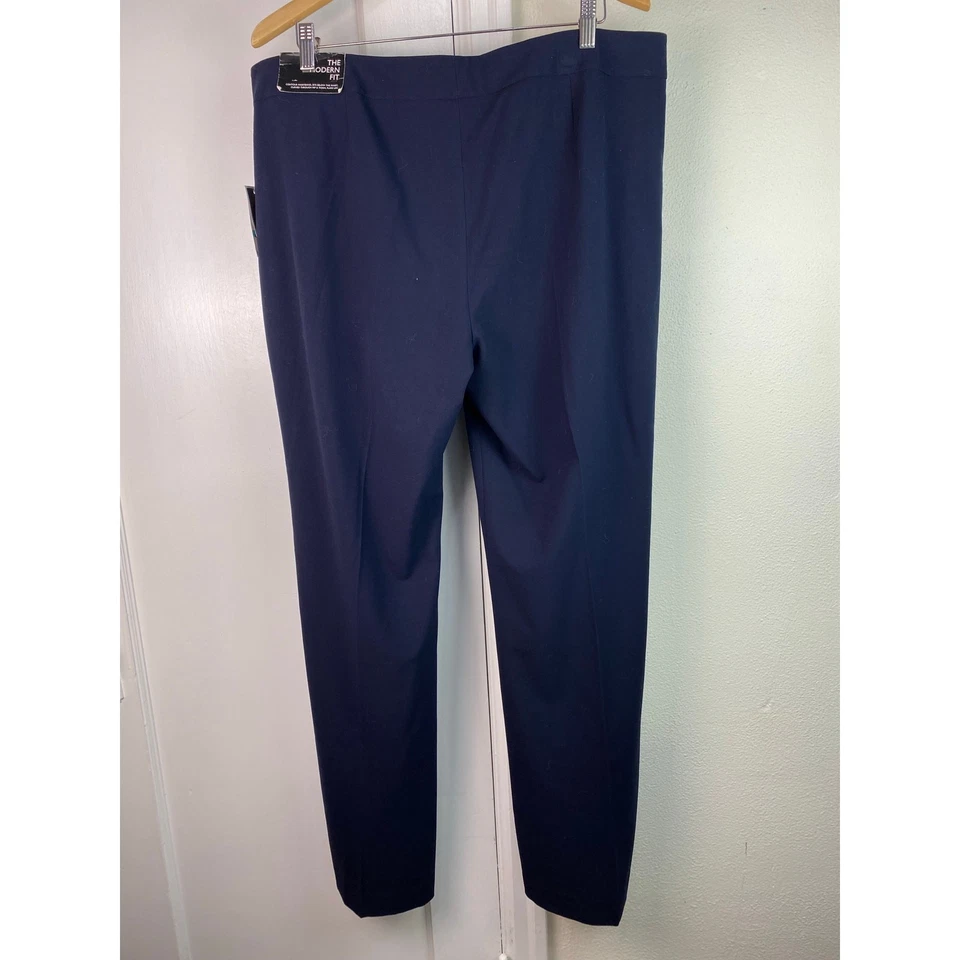 NWT Nine West Women's Size 16 Navy Blue Modern Fit Flare Leg Pants with Stretch - Image 4 of 4