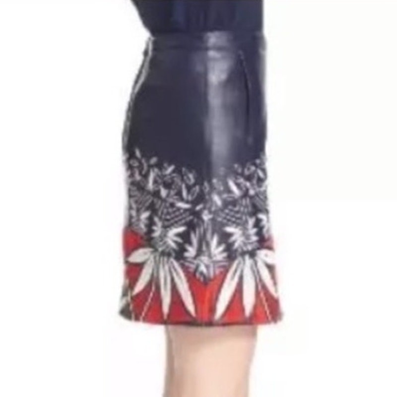 NEW Tory Burch Navy, Red White Leather Embroidered Skirt marked 2, Fits  27 / S thumbnail 4