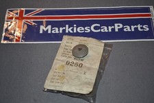 Clipe de retenção Vauxhall Carlton Senator Calibra e mais plástico 90214832