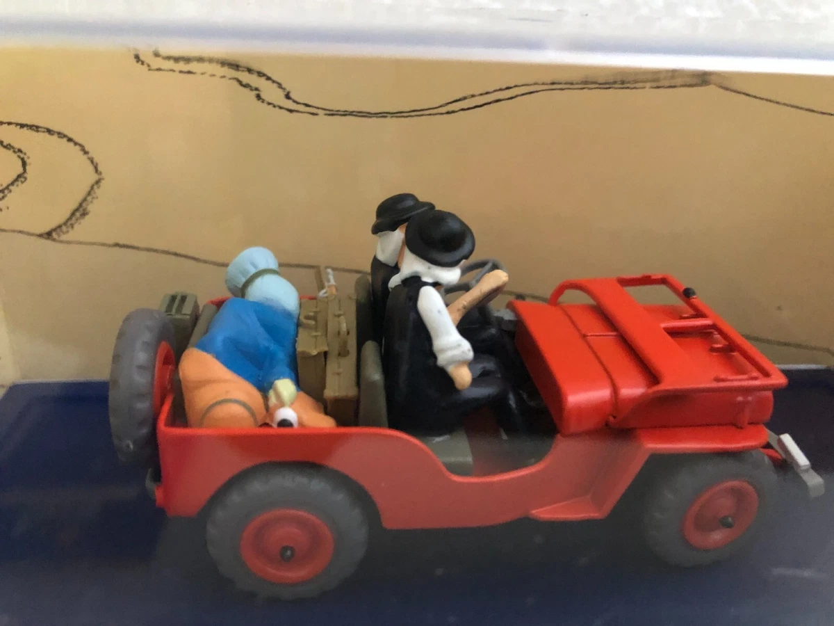Figurine- En Voiture Tintin- La Jeep Rouge De Tintin Au Pays De L'Or Noir