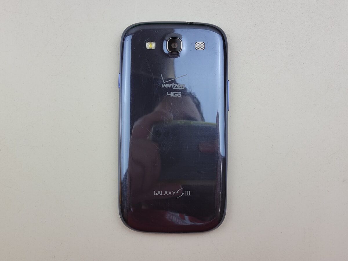 Samsung Galaxy S III - 16 GB - Sapphire Black (Unlocked) for Samsung Galaxy S III - 16 GB - Sapphire Black (Unlocked) for