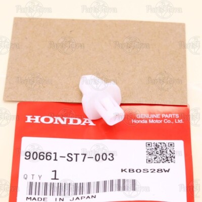 New Genuine Honda Acura INTEGRA Front Bumper to Fender Clip 90661