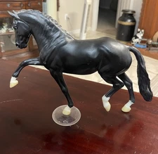 Traditional Breyer Horse Totilas Toy/Body Condition