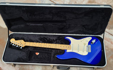 Fender Stratocaster 6 String Right Hand Electric Blue Guitar w/ Hard Case 1991