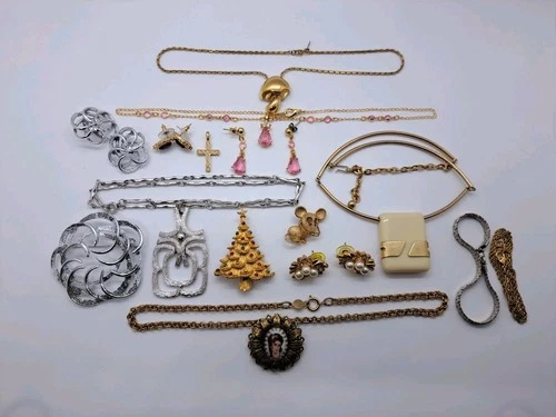 Vtg Gold & Silver Tone Costume Jewelry Lot Avon Roman Monet Earring Necklace Pin