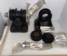 Mack Engine Mounting Brackets W/Isolaters & H...