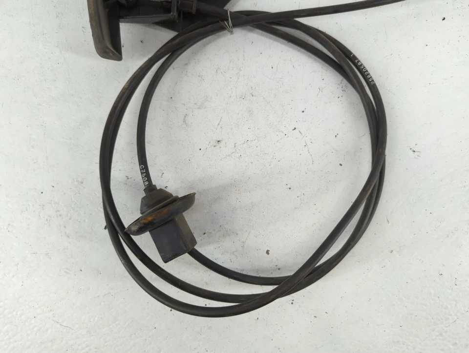 Buick Park Avenue 1994 capó lanzamiento calbe c741g Foto 3 de 4