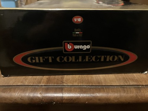 BURAGO BBURAGO GIFT COLLECTION 1:18 VOLKSWAGEN KAFER BEETLE 1955 NEW BEETLE 1998 - Foto 6 di 9