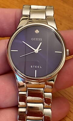 Montre Vintage Guess Pour Femme - Acier, Cadran Argenté - Fonctionne Avec Pile Neuve