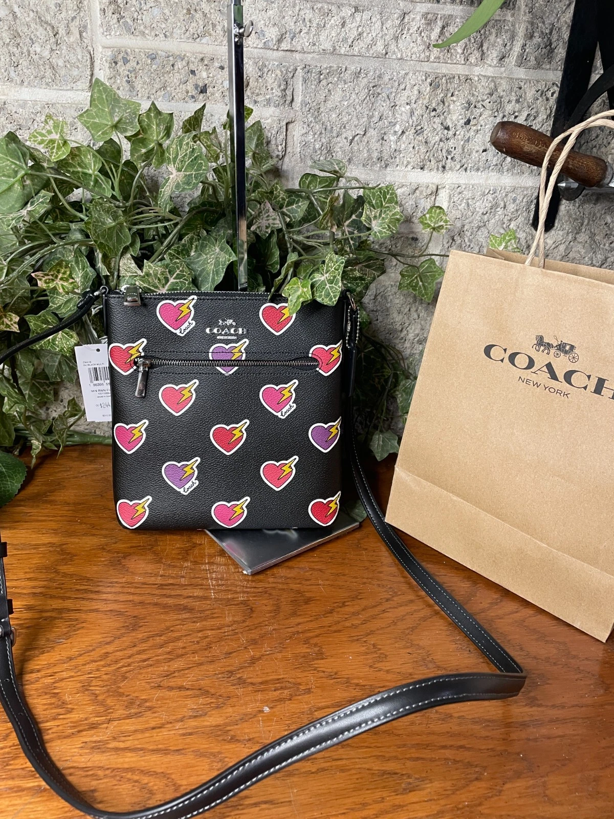 BORSA A TRACOLLA COACH MINI ROWAN FILE BAG CW418 NUOVA CON ETICHETTE CON STAMPA BULLONE CUORE