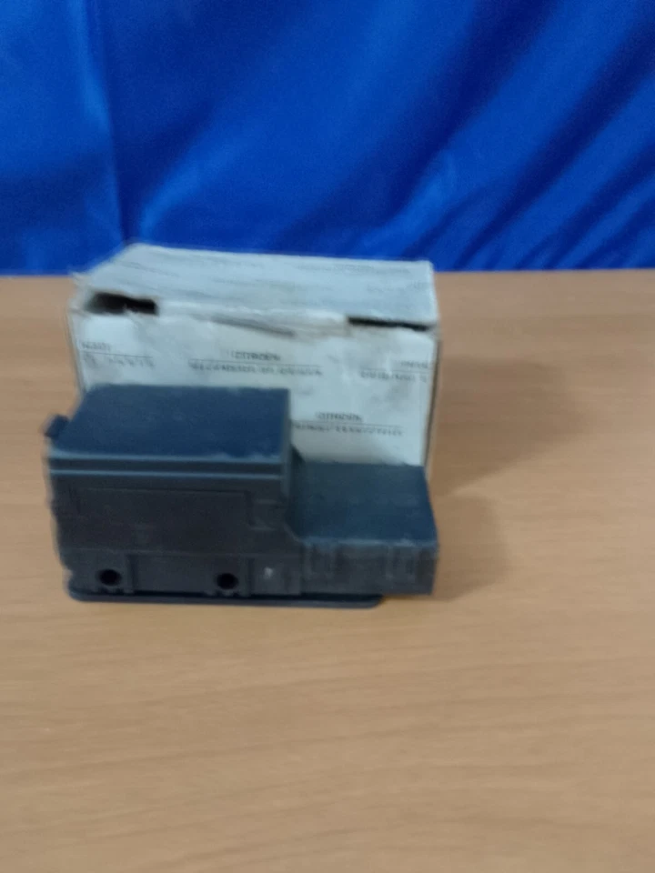 caja fusibles peugeot original propicia para 106 Foto 3 de 3