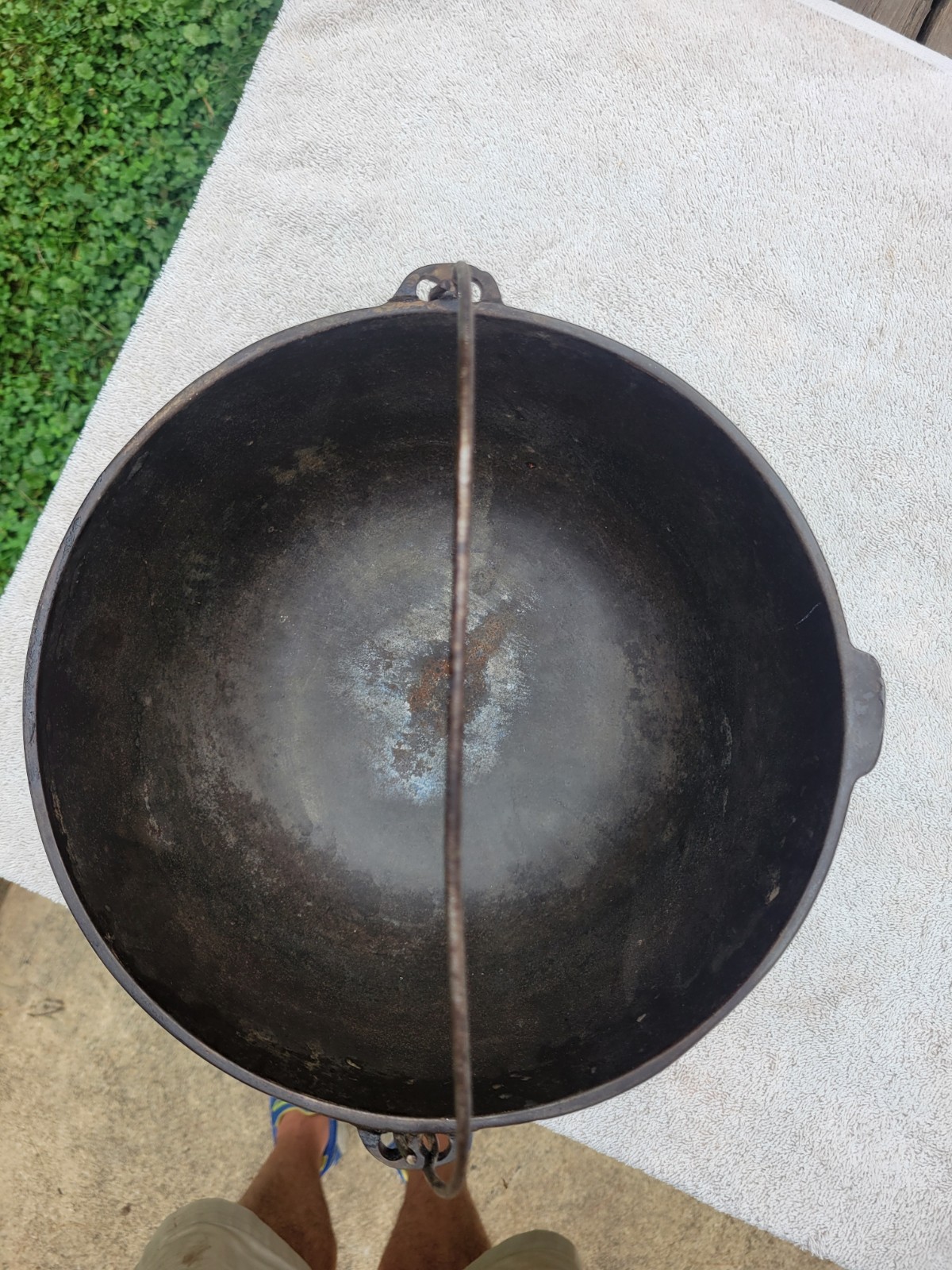 Vintage Wapak Cast Iron Bean Pot Kettle # 4 10 1/2"