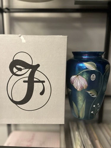 FENTON FAVRENE "FELICITY" VASE 314/1850 CONNOISSEUR COLLECTION 2001 9”