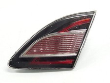 GS1F513F0 MITTLERE RÜCKLEUCHTE / 2428991 FÜR MAZDA 6 HATCHBACK GH 2.0 MZR-CD