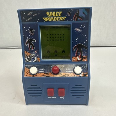 Vintage Space Invaders Electronic Mini-Arcade Handheld Game By Taito - Working