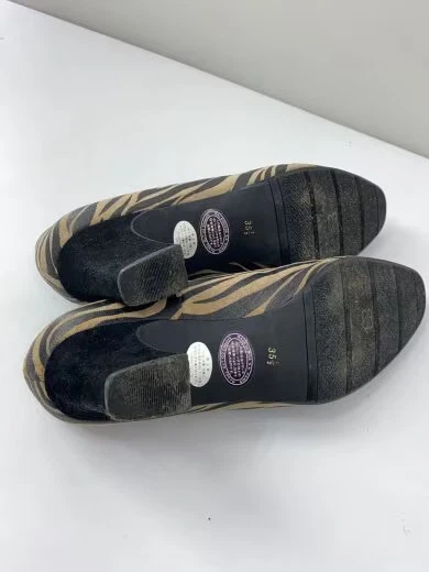 BALENCIAGA/Bombas/Estampado Leopardo/Talla 35.5/Estampado Animal/Tacones/ Foto 4 de 4