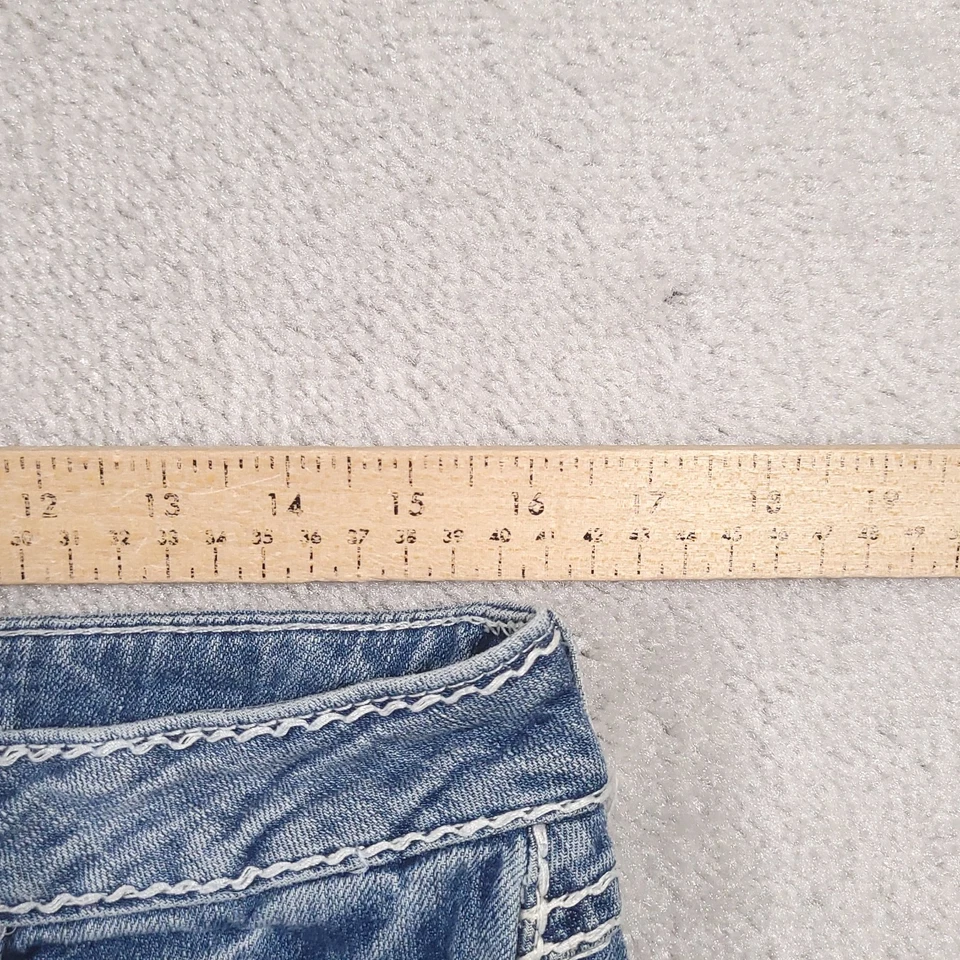 Jeans ZCO Juniors Talla 11 tiro bajo desgastado adornado lavado medio bootcut  Foto 4 de 4